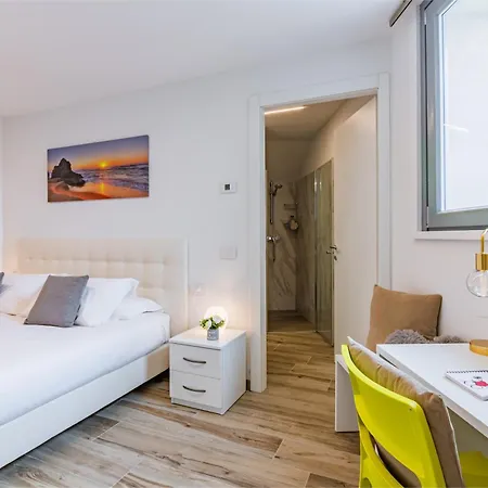 Sant'anna - Tramonto By Curtiaffitti Apartamento